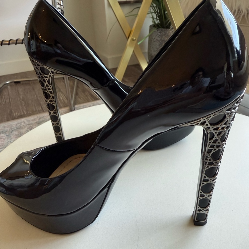 Dior Glossy patent leather  Black Platform Heels. Gorgeous silver Cannage heel